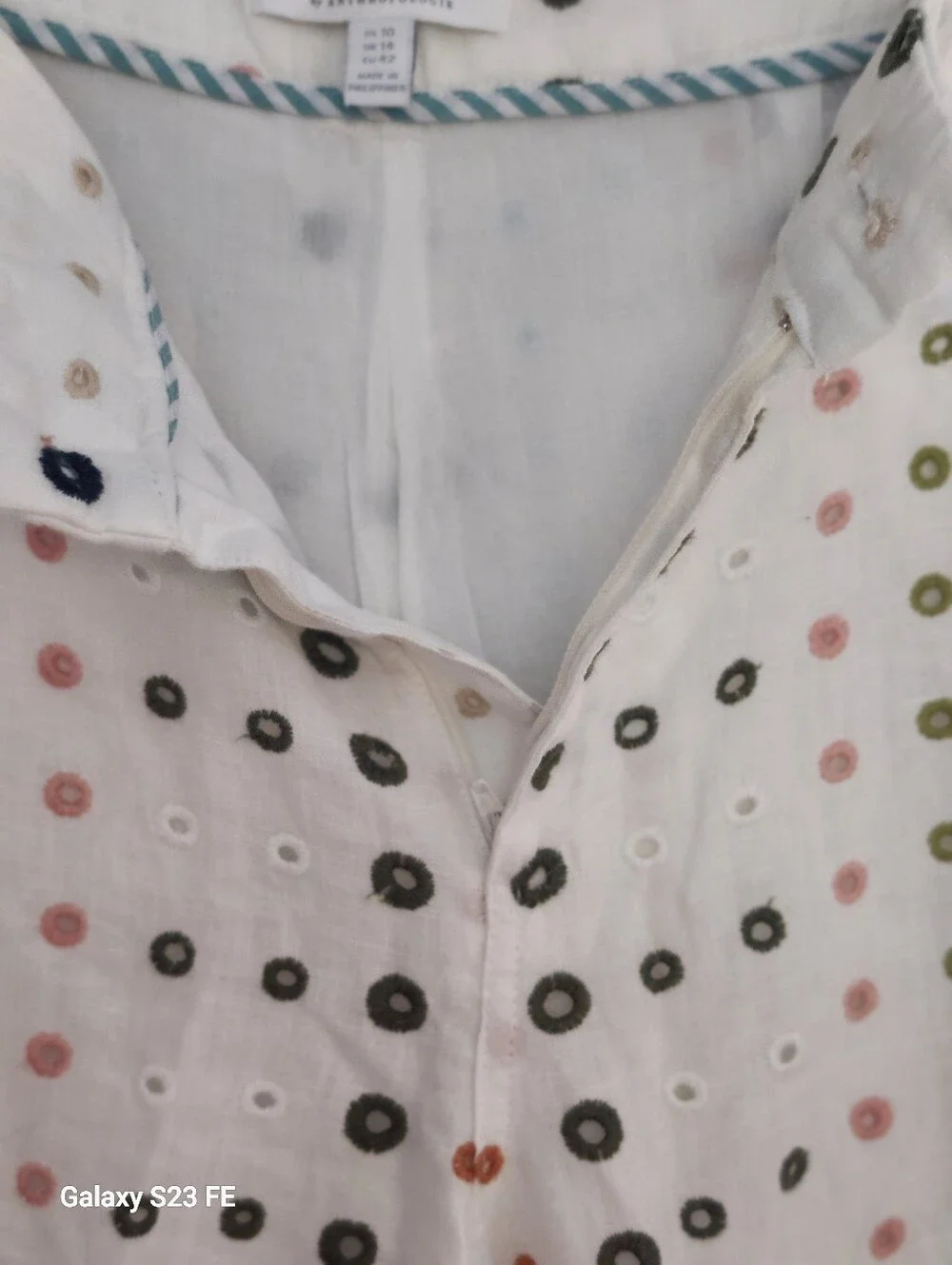 Classic Staple with a Modern Twist!
Gorgeous Linen Pants - Picture 3 of 10